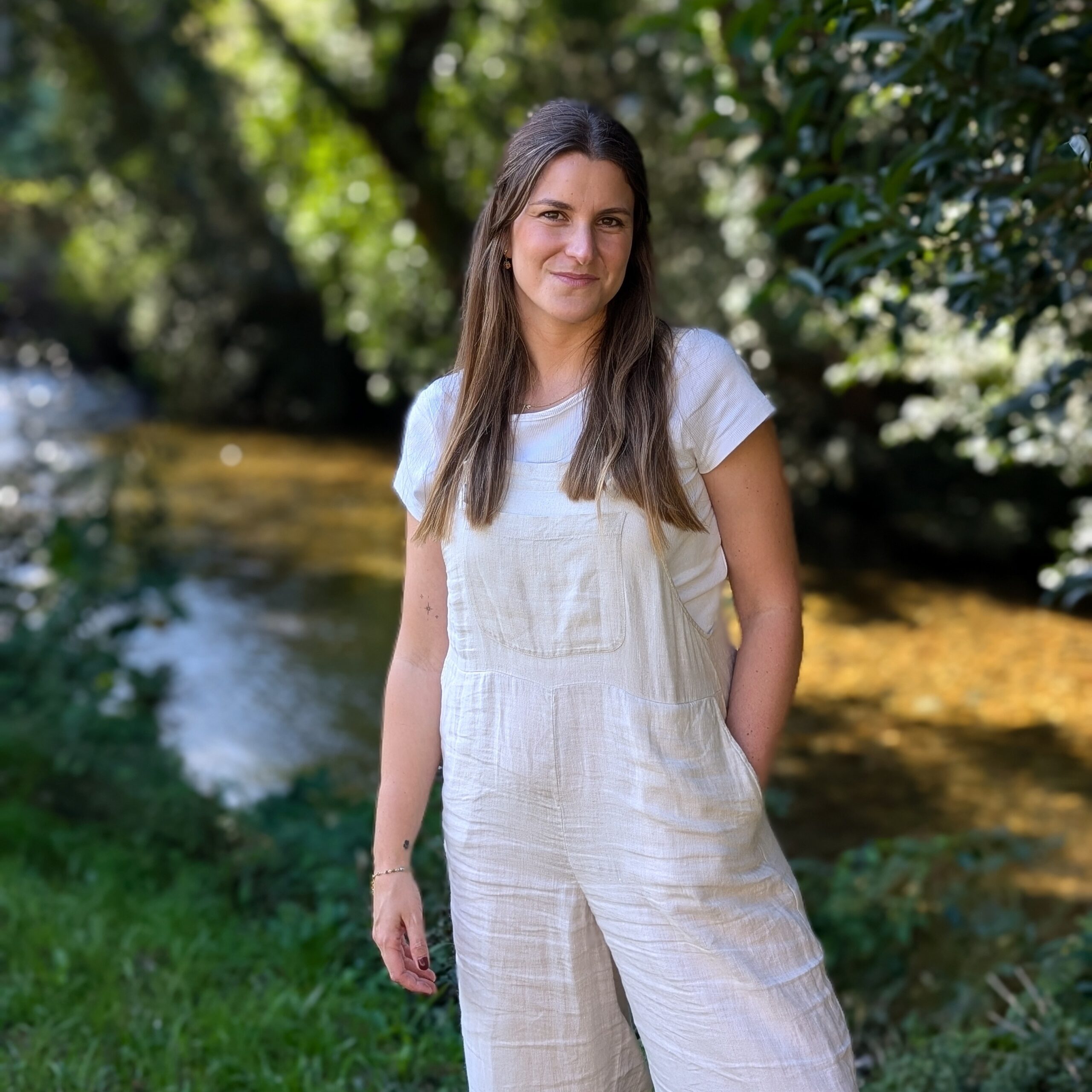 Silvia mirando a cámara. 